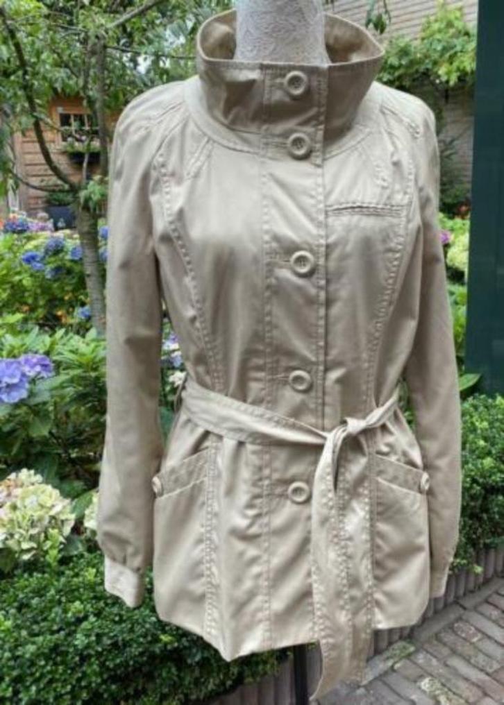 Lebek jas maat 44, Kleding | Dames, Jassen | Winter, Zo goed als nieuw, Maat 42/44 (L), Beige, Ophalen of Verzenden