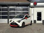 Toyota Aygo AUTOMAAT x-otic 1.0 VVT-i (bj 2019), Auto's, Toyota, Stof, Gebruikt, 4 stoelen, Wit