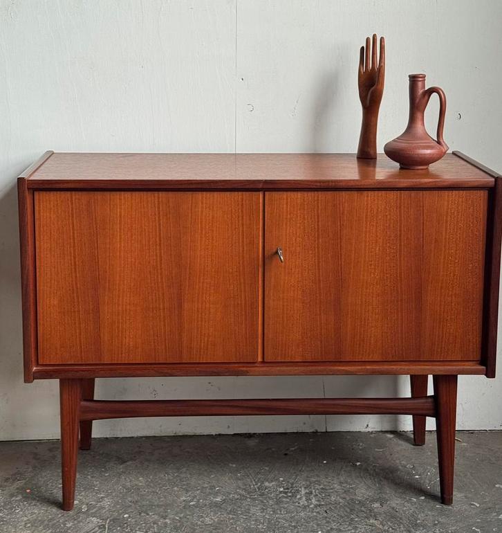 Vintage Bartels dressoir — teak — Duits design jaren ’60, Huis en Inrichting, Kasten | Dressoirs, Zo goed als nieuw, 25 tot 50 cm