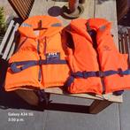zwemvesten 2 stuks, Ophalen, Gebruikt, Helly Hansen, Dame of Heer