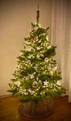 Kerstboom (150cm hoog 80cm br) incl. Accessoires, Ophalen, Zo goed als nieuw