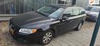 Volvo V70 2.0T Summum rijdt op 3cilinders handel/export, Auto's, Euro 5, Zwart, 1558 kg, 92 €/maand