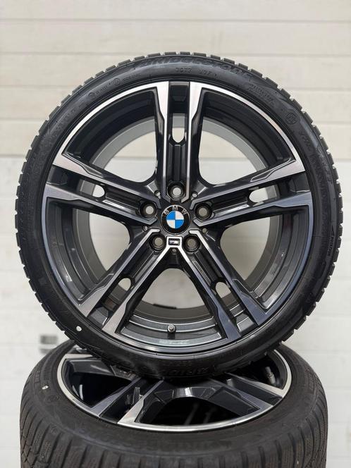 #8 18’’ BMW 1 SERIE F40 F44 VELGEN WINTERBANDEN ORIG TPMS 81, Auto-onderdelen, Banden en Velgen, Banden en Velgen, Winterbanden