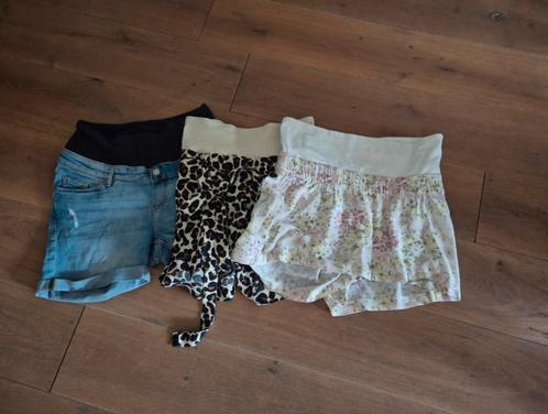3 korte broeken zwangerschapskleding H&M maat 38 en S, Kleding | Dames, Positiekleding, Zo goed als nieuw, Broek of Spijkerbroek