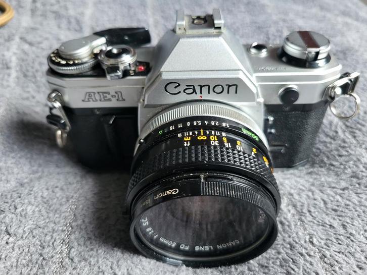 Canon AE-1 Analoge Camera, Audio, Tv en Foto, Fotocamera's Analoog, Ophalen