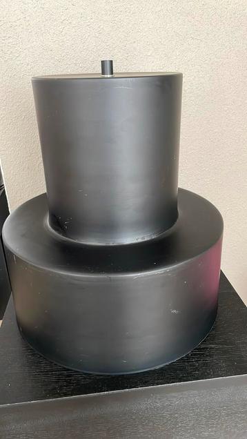 Grote zwarte hanglamp. 37 cm Van basic label 