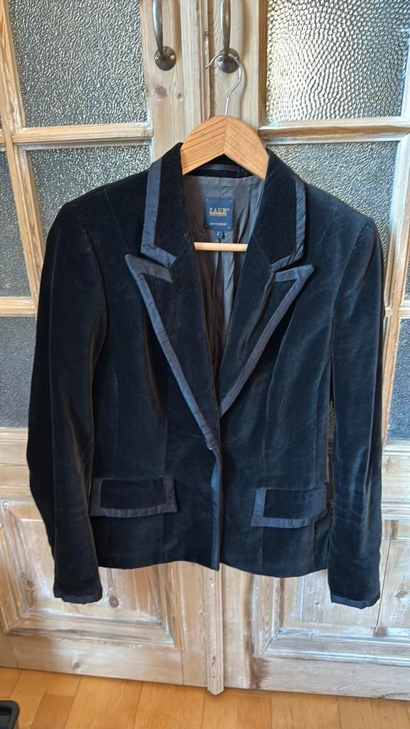 Pauw fluweel zwarte blazer met bies maat 2, Kleding | Dames, Jasjes, Kostuums en Pakken, Zo goed als nieuw, Maat 38/40 (M), Zwart