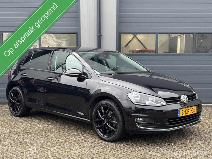 Volkswagen Golf 1.2 TSI Highline BlueMotion Uitvoering, Auto's, Volkswagen, Bedrijf, Te koop, Golf, ABS, Achteruitrijcamera, Airbags