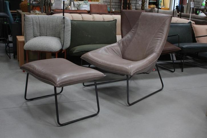 Luxe fauteuil + hocker BEAL Jess Design metaal & leer, Huis en Inrichting, Fauteuils, Zo goed als nieuw, Leer, Metaal, 75 tot 100 cm