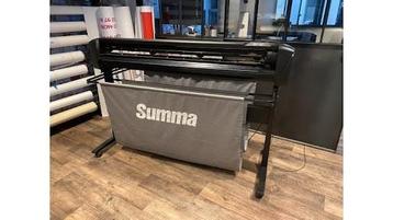 Summa D140 snijplotter.  beschikbaar voor biedingen