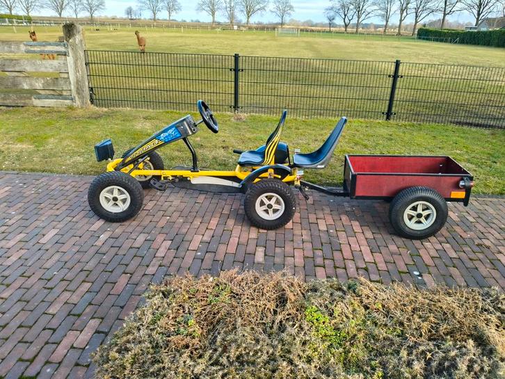 Berg Skelter met aanhanger., Kinderen en Baby's, Speelgoed | Buiten | Skelters, Gebruikt, Berg, Met kar of aanhanger, Ophalen of Verzenden