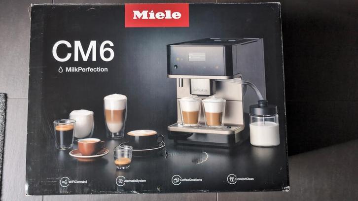 Miele CM6 MilkPerfection Koffiemachine, Witgoed en Apparatuur, Koffiezetapparaten, Zo goed als nieuw, Gemalen koffie, Koffiebonen
