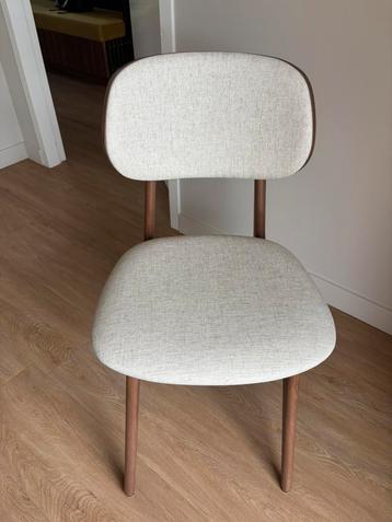 Sav&Okse Sinni walnoot eetkamerstoel NIEUW (nieuwprijs €195) beschikbaar voor biedingen