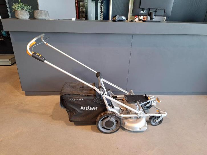 Nieuwe Pellenc Raision easy 2 gazonmaaier, overjarig nieuw!, Tuin en Terras, Grasmaaiers, Nieuw, Accu-grasmaaier, 50 cm of meer