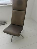 Design stoel met bijpassende voetenbank, Ophalen, Modern design, Gebruikt, 75 tot 100 cm