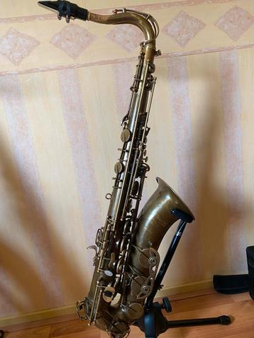Stewart Ellis Tenor Sax - Vintage Look beschikbaar voor biedingen