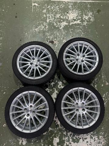 Wintervelgen Set - Fiat 500 beschikbaar voor biedingen