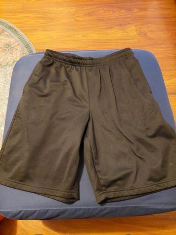 Sport broek maat 164 beschikbaar voor biedingen