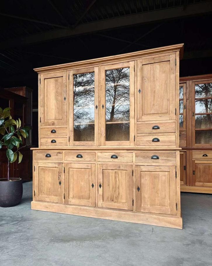 Prachtige teakhouten buffetkast | Voorraadkast teak #2473, Huis en Inrichting, Kasten | Buffetkasten, Gebruikt, 200 cm of meer