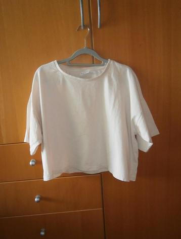 Mooi wijd cropped T-shirt mt 40 Lascana tekst achterkant. beschikbaar voor biedingen