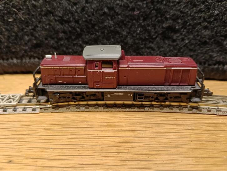 Mooie N spoor Diesel lok, Hobby en Vrije tijd, Modeltreinen | N-Spoor, Nieuw, Locomotief, Gelijkstroom, Overige merken, Analoog