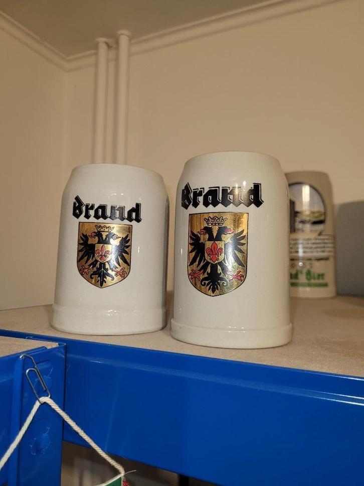 2 stenen Brand bierpullen 2, Verzamelen, Biermerken, Zo goed als nieuw, Pul(len), Brand, Ophalen of Verzenden