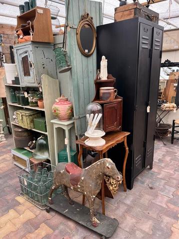 Oud papier machee paard NU 125 euro vintage,brocant  beschikbaar voor biedingen