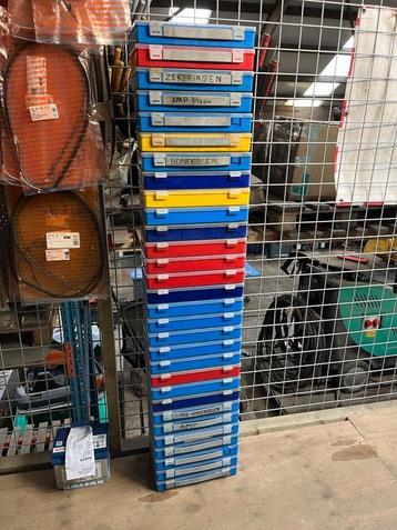 30 assortimentsdozen 33x22,5cm beschikbaar voor biedingen