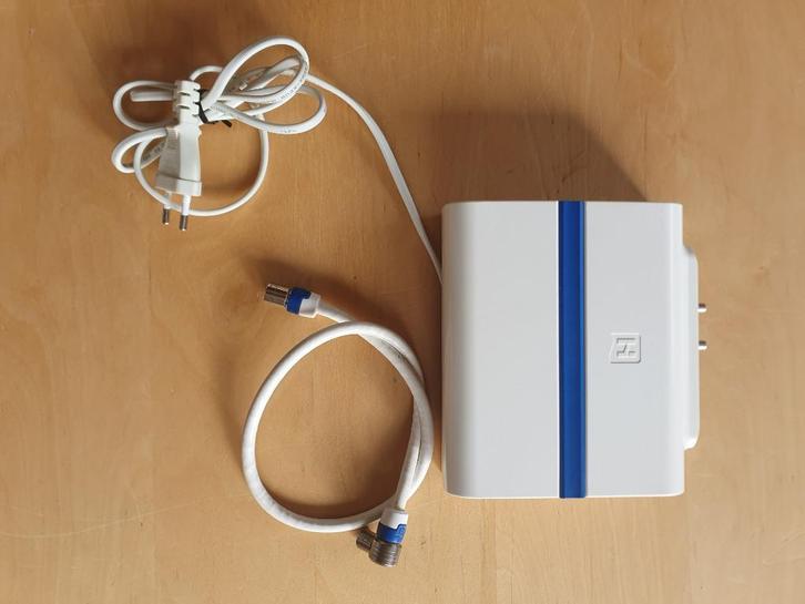 Te koop: Hirschmann SHOP HMV41 antenne versterker, Audio, Tv en Foto, Televisie-accessoires, Zo goed als nieuw, Ophalen of Verzenden
