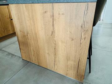 Eikenhouten paneel stollenwand 106,5 x 93 x 5 cm beschikbaar voor biedingen