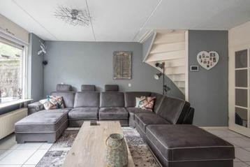 U vormige bank met electrische relaxfunctie en opbergruimte  beschikbaar voor biedingen