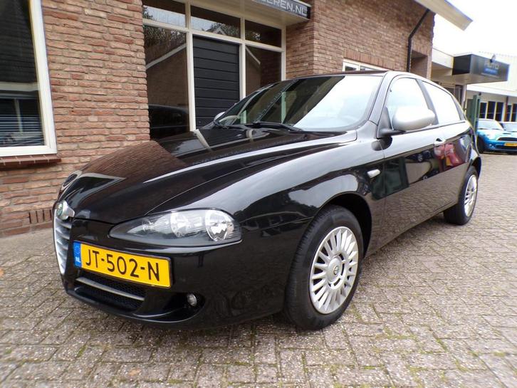 Alfa Romeo 147 1.6 T.Spark Distinctive, Auto's, Alfa Romeo, Bedrijf, Te koop, ABS, Airbags, Airconditioning, Centrale vergrendeling
