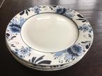 4 borden Dutch Floral 25,5 cm en 3 eierdopjes, Ophalen of Verzenden