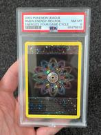 Pokémon PSA 8 Rainbow Energy Reverse holo - Pokemon league, Ophalen of Verzenden, Zo goed als nieuw, Losse kaart, Foil