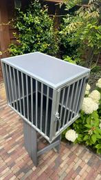 Honden bench, Ophalen, Zo goed als nieuw