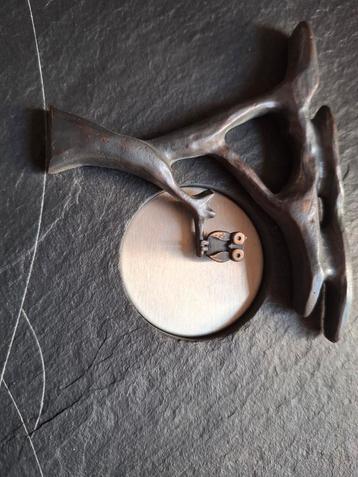 ,,De Uilenboom,,    beschikbaar voor biedingen