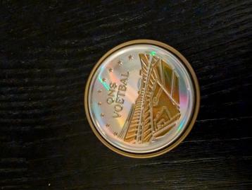 PLUS super cluppie nummer 2 'Ons Voetbal' beschikbaar voor biedingen