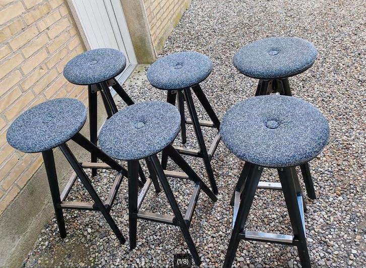 9 stuks. In hoogte verstelbare retro barkrukken, Huis en Inrichting, Barkrukken, Zo goed als nieuw, 60 tot 90 cm, Hout, Metaal