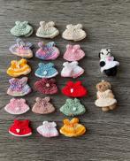 Gehaakte mini jurkjes voor poppen  en beren tot 4 cm €1,50, Verzenden, Nieuw, Kleertjes