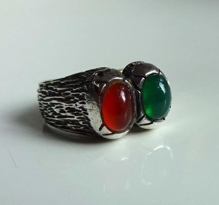 Jaren '70 studio zilveren ring: carneool + groene agaat, Sieraden, Tassen en Uiterlijk, Antieke sieraden, Ring, Zilver, Met edelsteen
