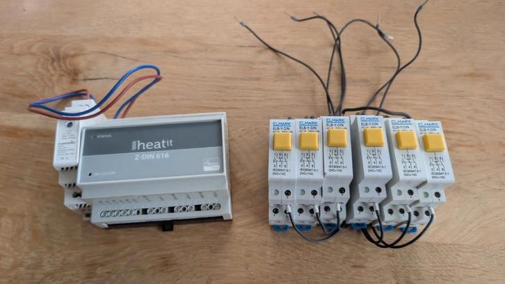 Zwave Z-Wave Home Assistant , Domotica automatisering, Hobby en Vrije tijd, Elektronica-componenten, Zo goed als nieuw, Ophalen of Verzenden