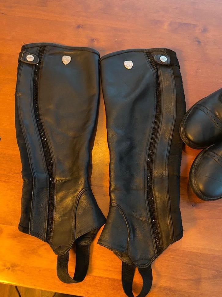 Quur chaps (brede kuit), Dieren en Toebehoren, Paardrijkleding, Gebruikt, Dames, Schoeisel, Recreatie, Verzenden