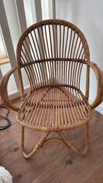 Rotan stoeltje, Ophalen