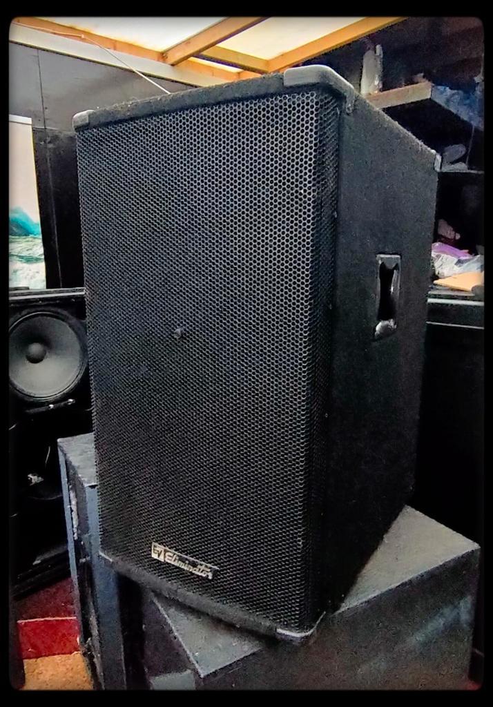 Electro Voice Eliminator Top Speaker - Goede Conditie, Audio, Tv en Foto, Luidsprekers, Gebruikt, Front, Rear of Stereo speakers