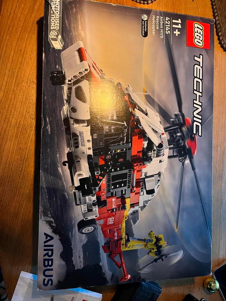 Lego Technic Airbus Reddingshelikopter 42145, Kinderen en Baby's, Speelgoed | Duplo en Lego, Gebruikt, Lego, Complete set, Ophalen of Verzenden