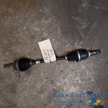 aandrijfas links peugeot 108 1.0 beschikbaar voor biedingen