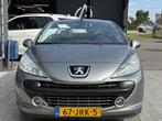 Peugeot 207 CC 1.6-16V T Sport (bj 2009), Auto's, Voorwielaandrijving, 4 cilinders, 4 stoelen, Bedrijf