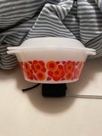 Tk vintage retro dekschaal Arcopal Lotus oranje rode bloemen, Ophalen of Verzenden, Glas, Overige stijlen, Schaal of Schalen