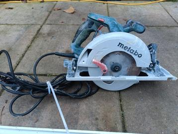 Circelzaag beschikbaar voor biedingen