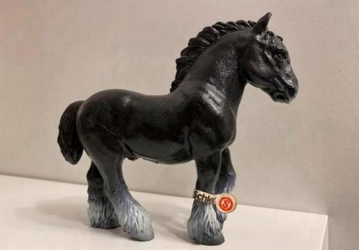 Schleich Shire met Vaan ~ 13222, Verzamelen, Dierenverzamelingen, Beeldje of Figuurtje, Paard, Ophalen of Verzenden